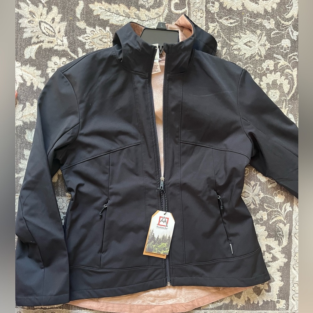 Women’s Avalanche Jacket